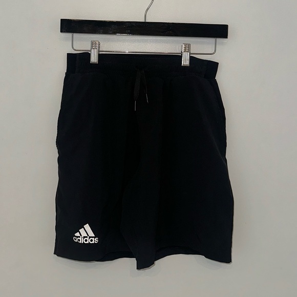 Adidas short - Picture 3 of 3